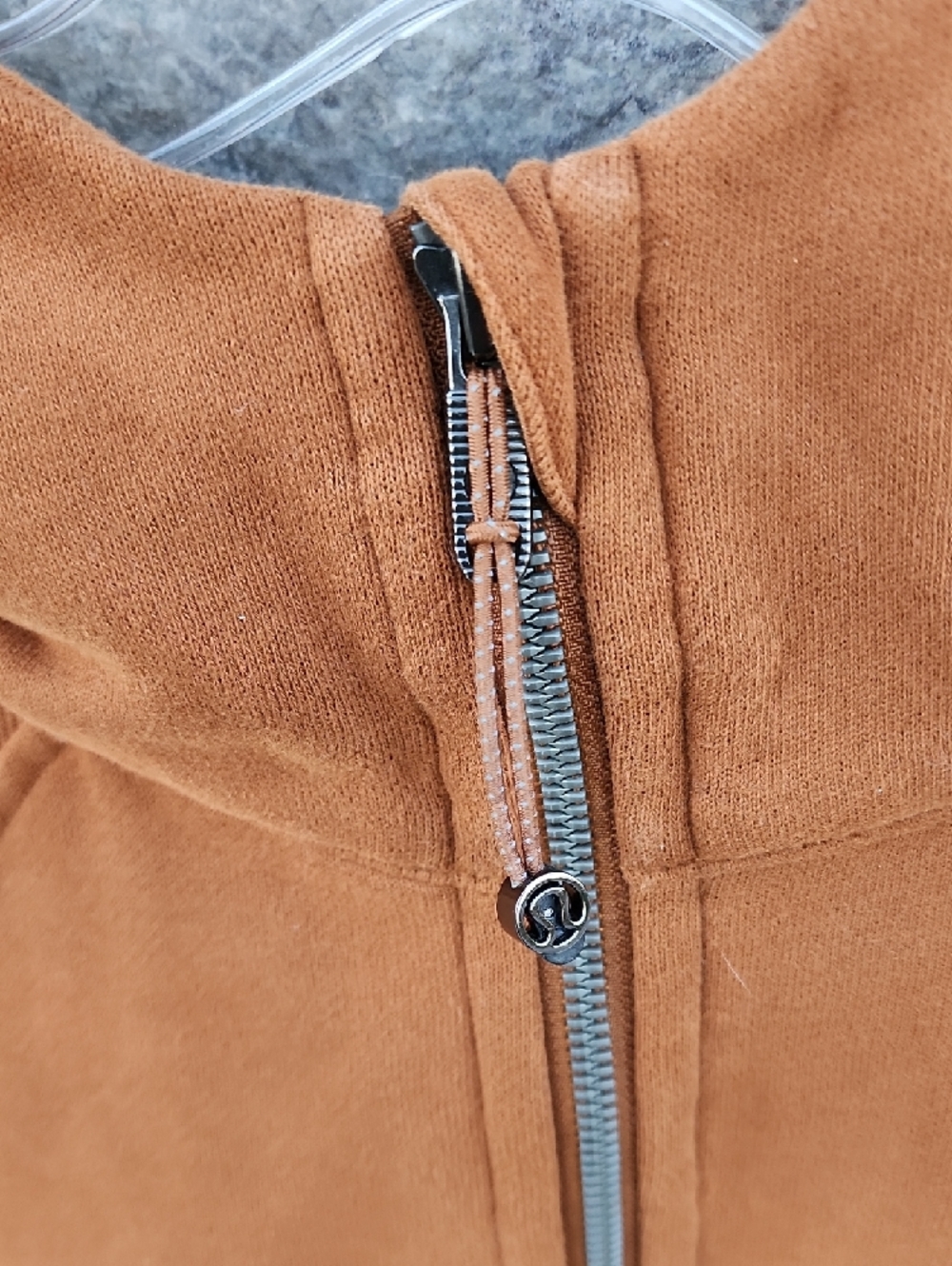 Lululemon Scuba Half-Zip Hooded Sweatshirt in Copper Brown Medium / Large - Picture 2 of 11